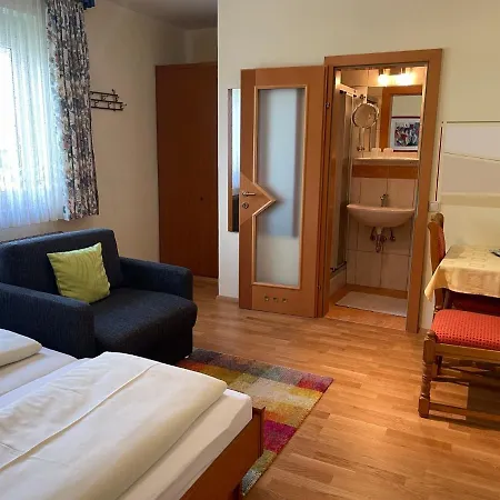 Guest house Landhaus Lassnig *