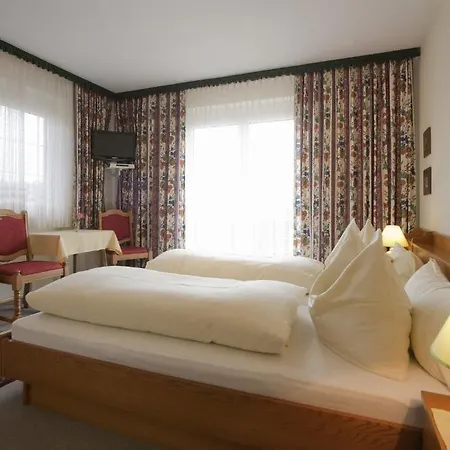 Landhaus Lassnig Guest house *