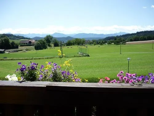 Landhaus Lassnig Guest house